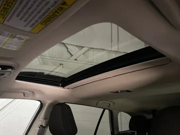 2020 Subaru Outback - image 6