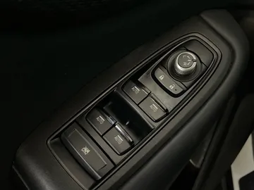 2020 Subaru Outback - image 25