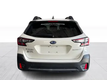 2020 Subaru Outback - image 12