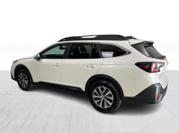 2020 Subaru Outback - image 11