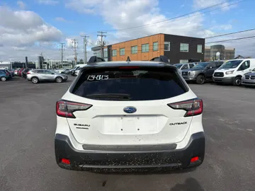 2024 Subaru Outback - image 6