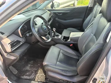 2020 Subaru Outback - image 8
