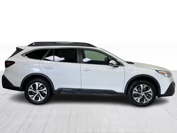 2020 Subaru Outback - image 2