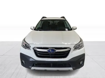 2020 Subaru Outback - image 9