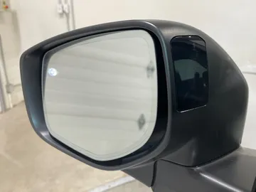 2020 Subaru Outback - image 21