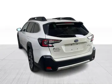 2024 Subaru Outback - image 12