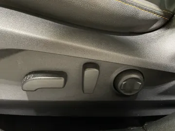 2022 Subaru Outback - image 19