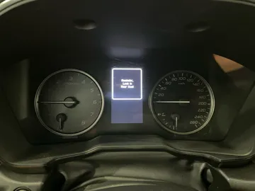 2022 Subaru Outback - image 31