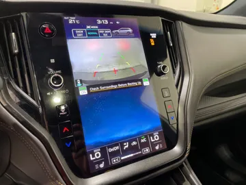 2022 Subaru Outback - image 21