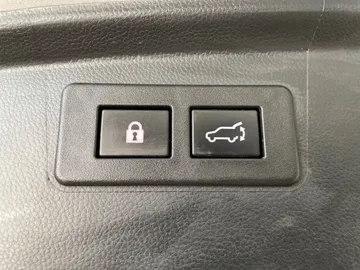 2022 Subaru Outback - image 32
