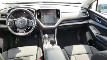 2023 Subaru Ascent - image 9