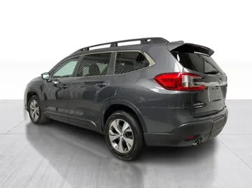2023 Subaru Ascent - image 12