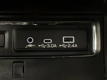 2023 Subaru Ascent - image 31