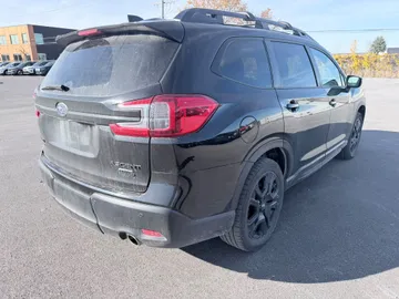 2023 Subaru Ascent - image 6
