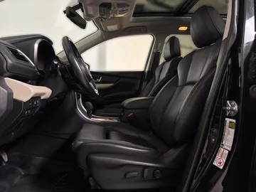 2019 Subaru Ascent - image 3