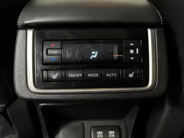 2019 Subaru Ascent - image 30