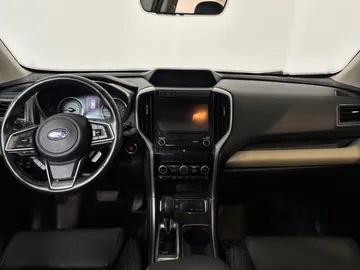 2019 Subaru Ascent - image 4