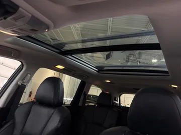 2019 Subaru Ascent - image 6