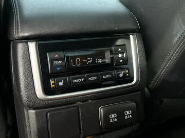 2021 Subaru Ascent - image 31