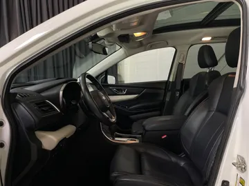 2019 Subaru Ascent - image 3