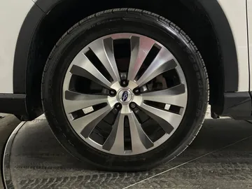 2019 Subaru Ascent - image 6