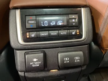 2019 Subaru Ascent - image 34
