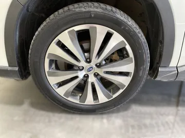 2019 Subaru Ascent - image 7