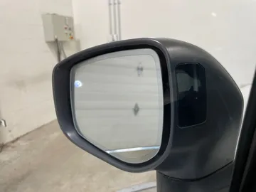 2019 Subaru Ascent - image 21