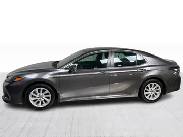 2023 Toyota Camry - image 9