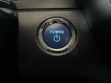 2023 Toyota Camry - image 21