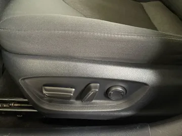 2023 Toyota Camry - image 18