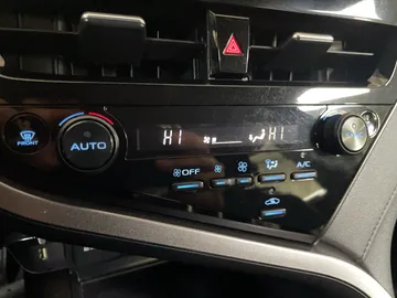 2023 Toyota Camry - image 20