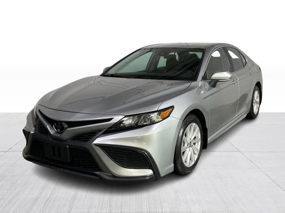 2023 Toyota Camry — photo 8