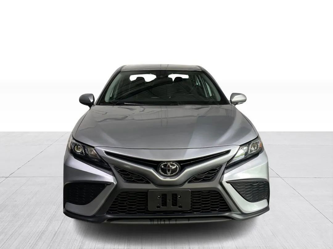 2023 Toyota Camry — photo 7