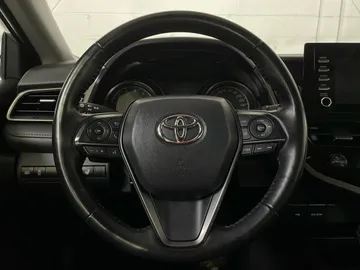 2023 Toyota Camry - image 17