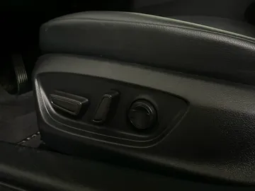 2023 Toyota Camry - image 18