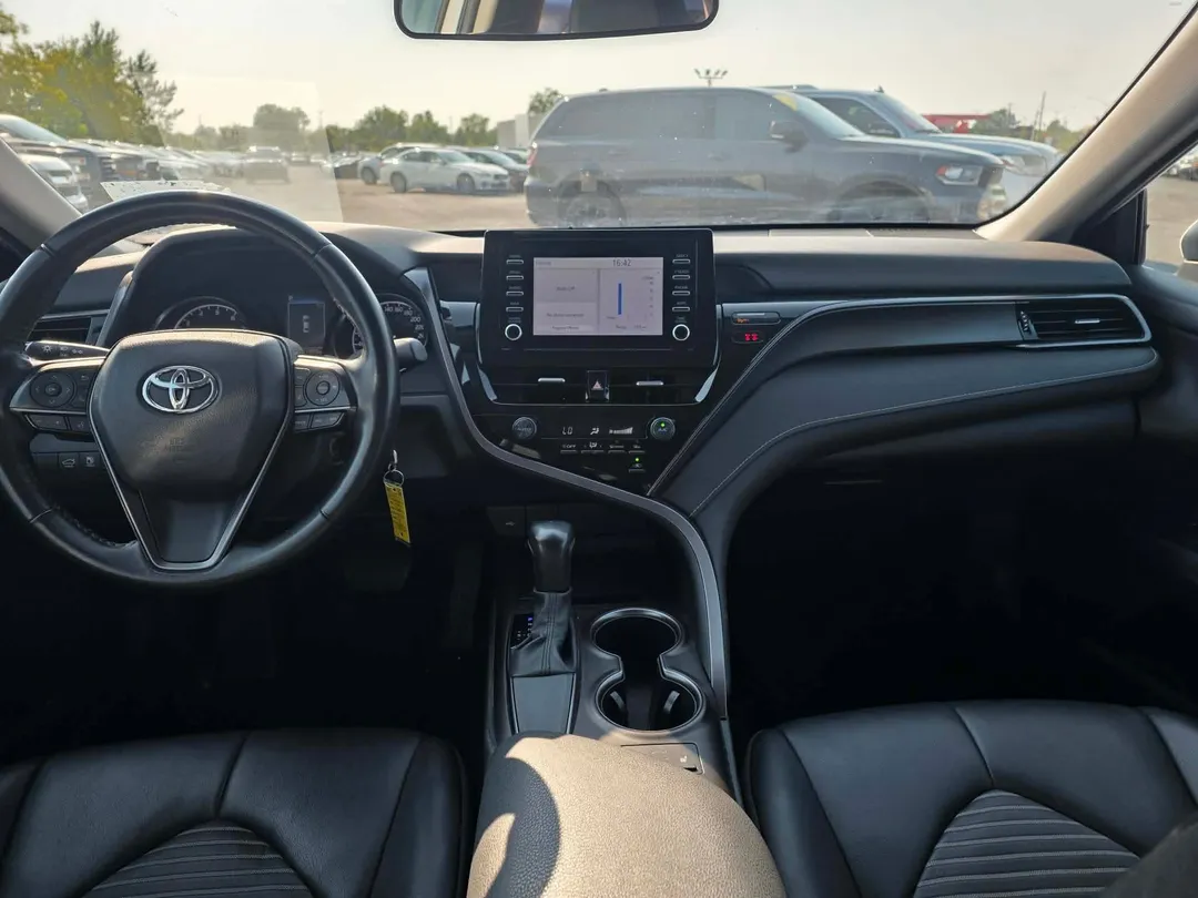 2023 Toyota Camry — photo 8