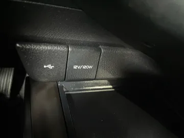 2023 Toyota Camry - image 24