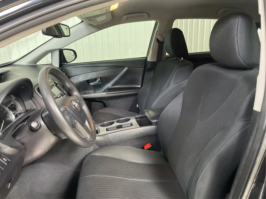 2016 Toyota Venza — photo 3