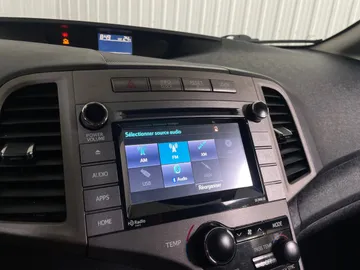 2016 Toyota Venza - image 24