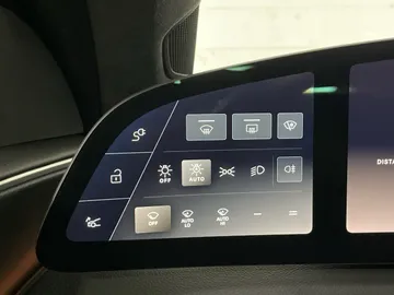 2023 Lucid Air - image 17