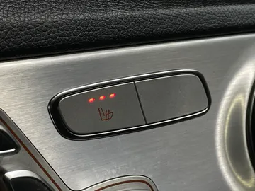 2015 Mercedes-Benz C-Class - image 26