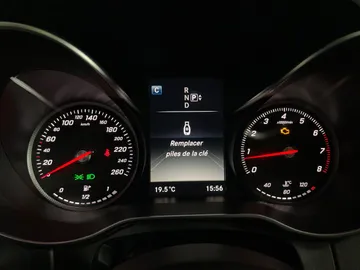 2015 Mercedes-Benz C-Class - image 17