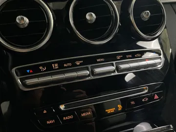 2015 Mercedes-Benz C-Class - image 23