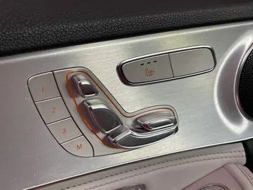 2015 Mercedes-Benz C-Class - image 20