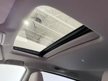 2018 Honda Odyssey - image 6