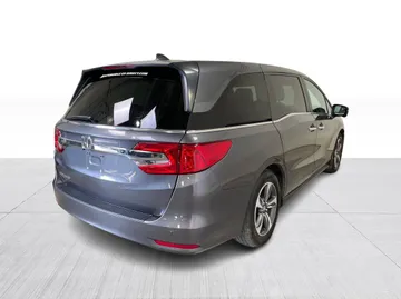 2018 Honda Odyssey - image 15