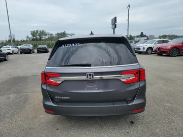 2019 Honda Odyssey - image 7