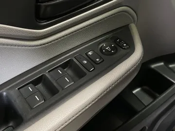 2019 Honda Odyssey - image 25
