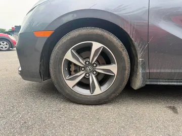 2019 Honda Odyssey - image 7